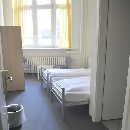 In Hostal *
