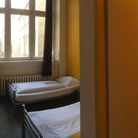 In Hostel Berlín